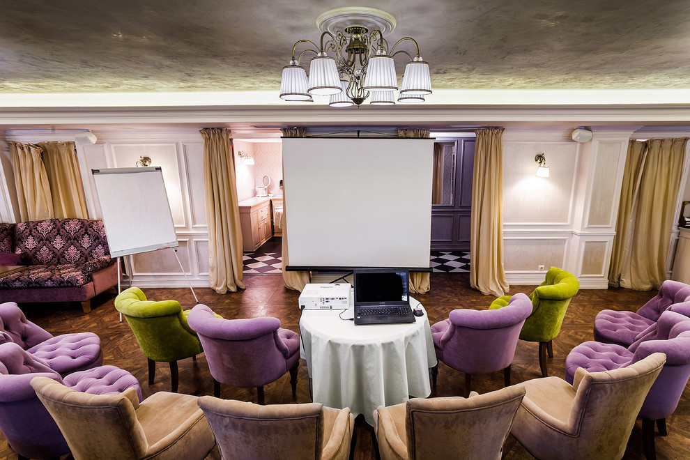 Конференц-зал ресторана "Крюшон"