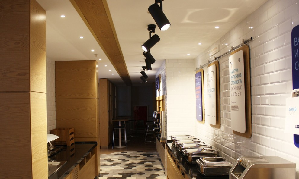 Отель Holiday Inn Express Москва Шереметьево