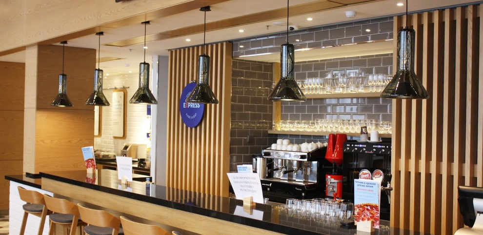 Отель Holiday Inn Express Москва Шереметьево