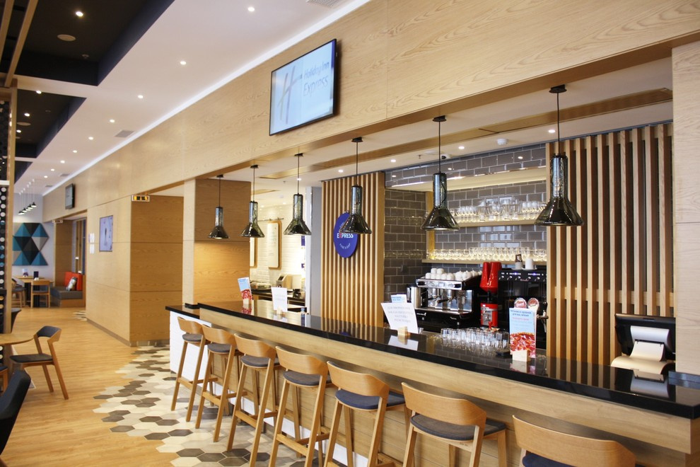 Отель Holiday Inn Express Москва Шереметьево