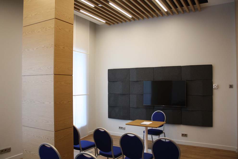 Обложка проекта: Отель Holiday Inn Express Москва Шереметьево