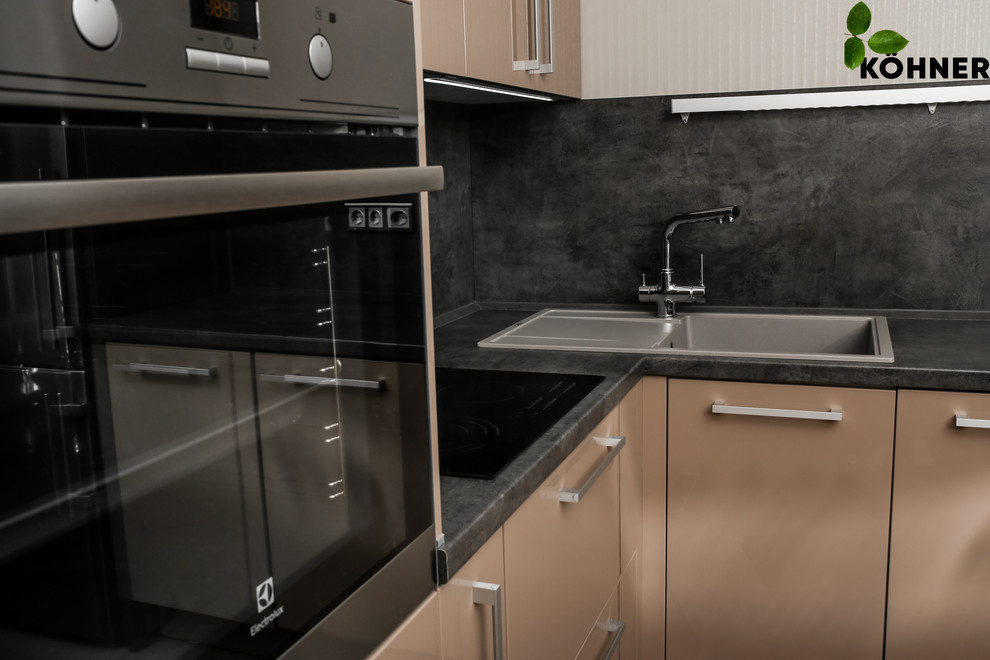 Кухня в стиле Хай-Тек