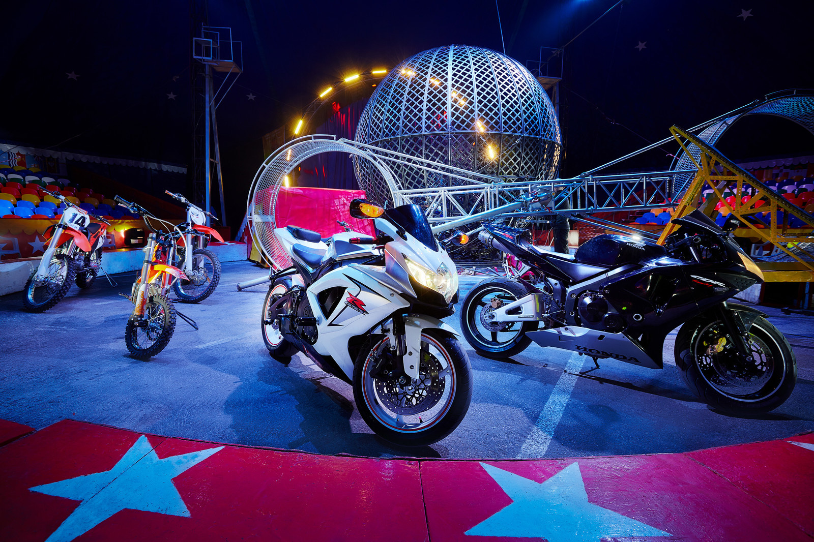 Цирк Демидовых