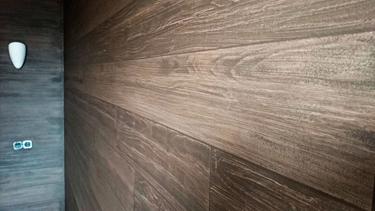 Декоративное дерево из штукатурки