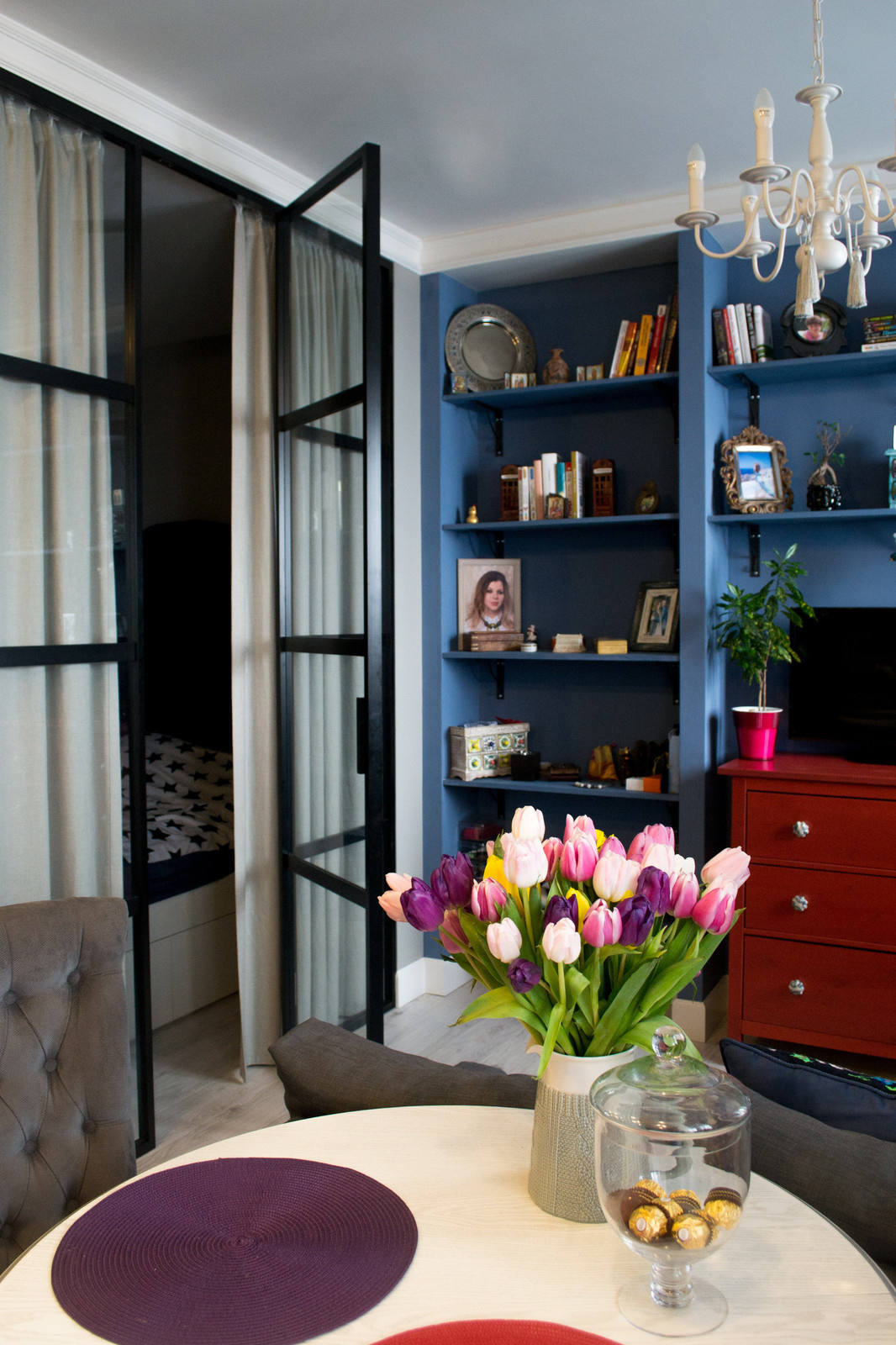 Московская квартира-студия молодой девушки