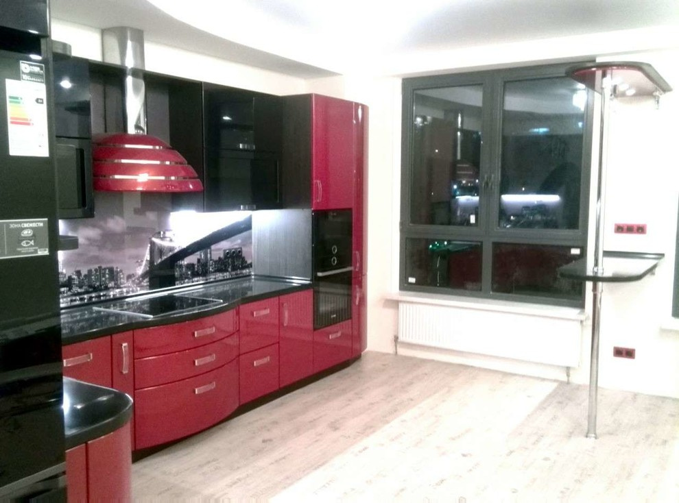 Красная кухня