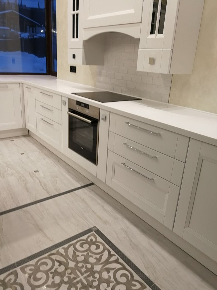 Обложка проекта: Большая кухня в загородном доме