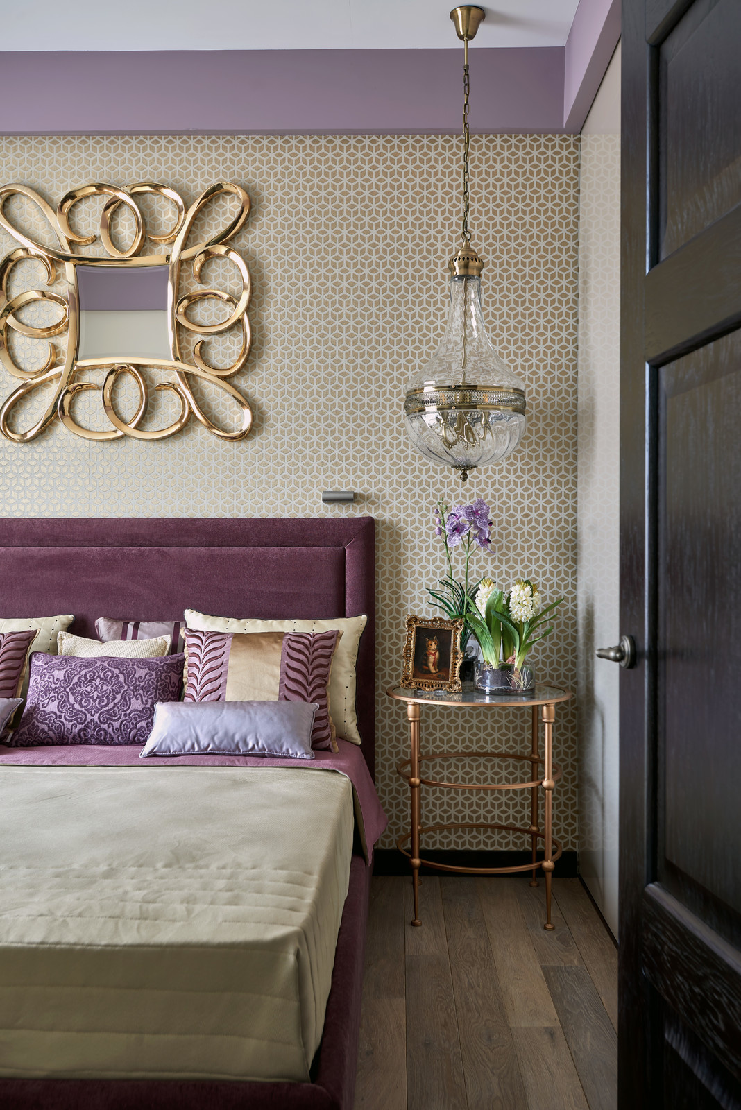 Спальня, фрагмент