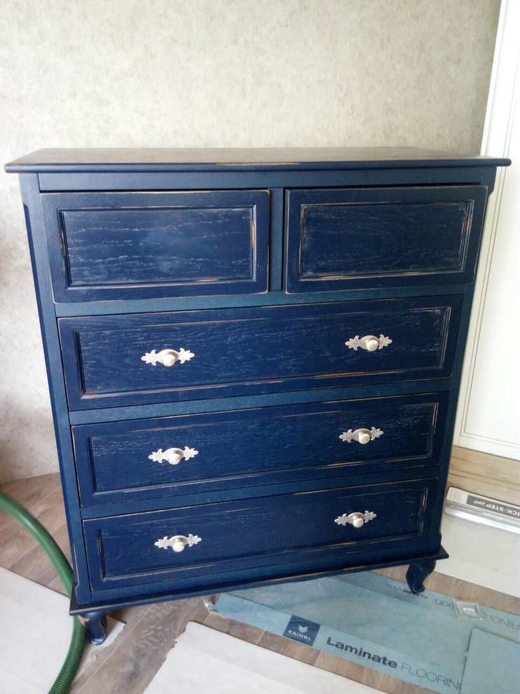 Обложка проекта: Комод