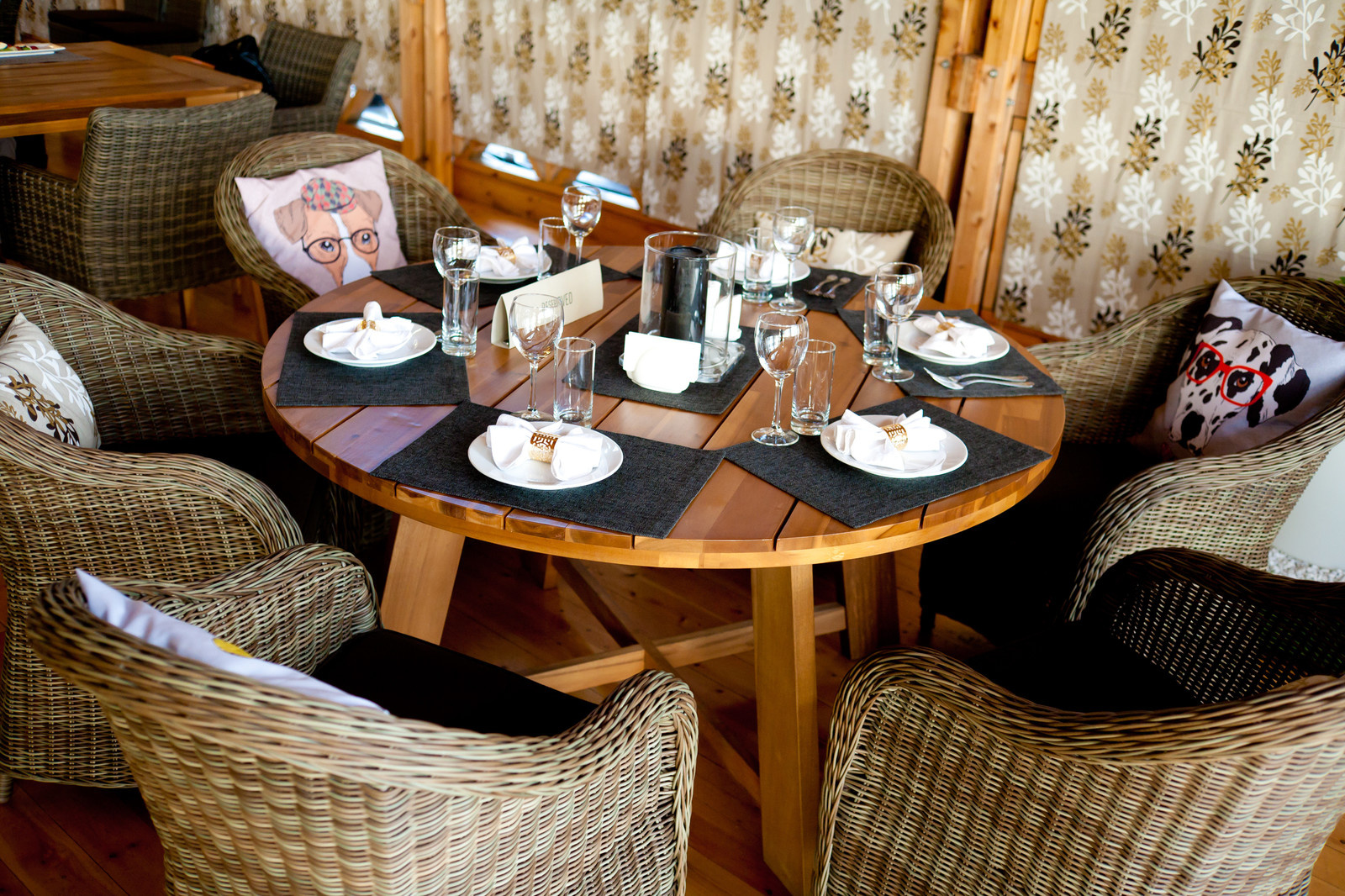 Уличная терраса ресторана "Авторская кухня"