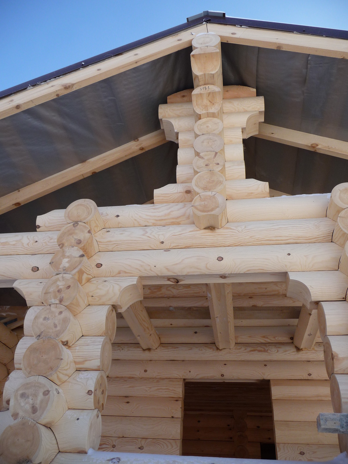 Баня из оцилиндрованного бревна