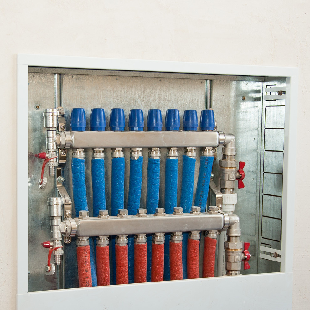 Отопление в загородном доме площадью 360 м2.