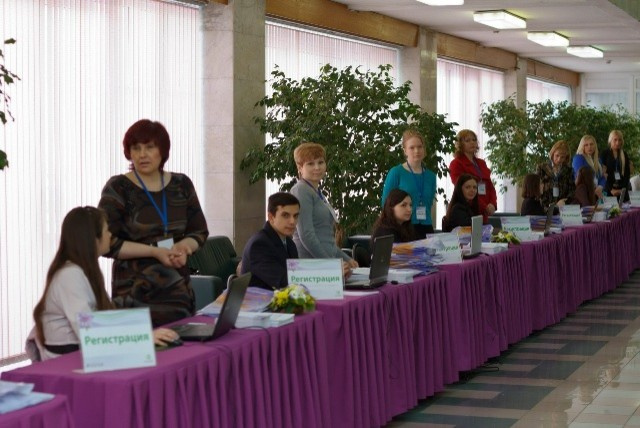 Предлагаем срочный пошив фуршетных юбок для банкетов, мероприятий, ресторанов.