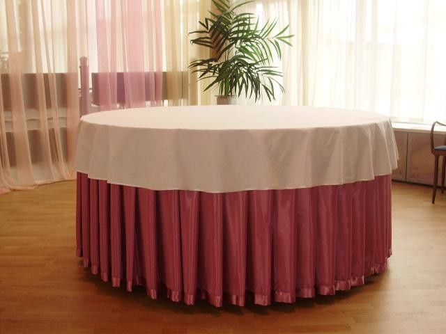 Предлагаем срочный пошив фуршетных юбок для банкетов, мероприятий, ресторанов.