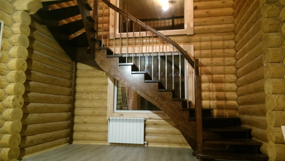 Комфортная лестница, бюджетная (базовая) комплектация.