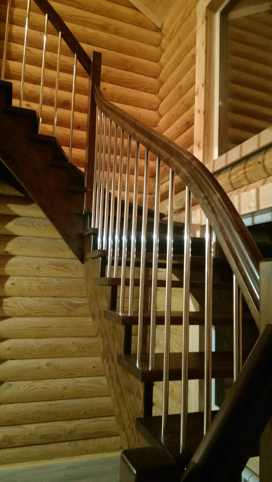 Комфортная лестница, бюджетная (базовая) комплектация.