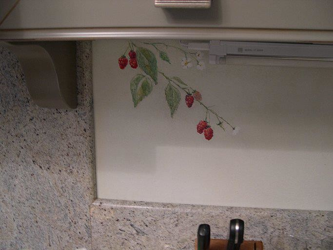 Роспись стен.