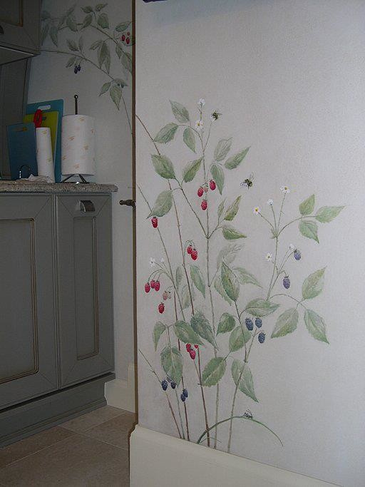 Роспись стен.