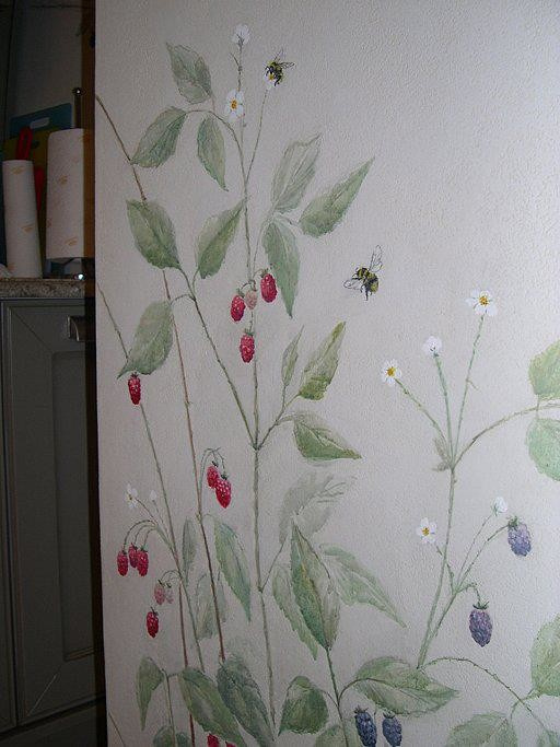 Роспись стен.