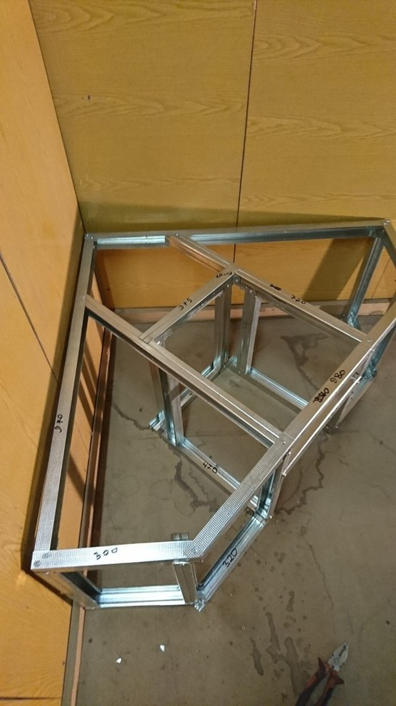 Отделка электрического очага, простейшее.