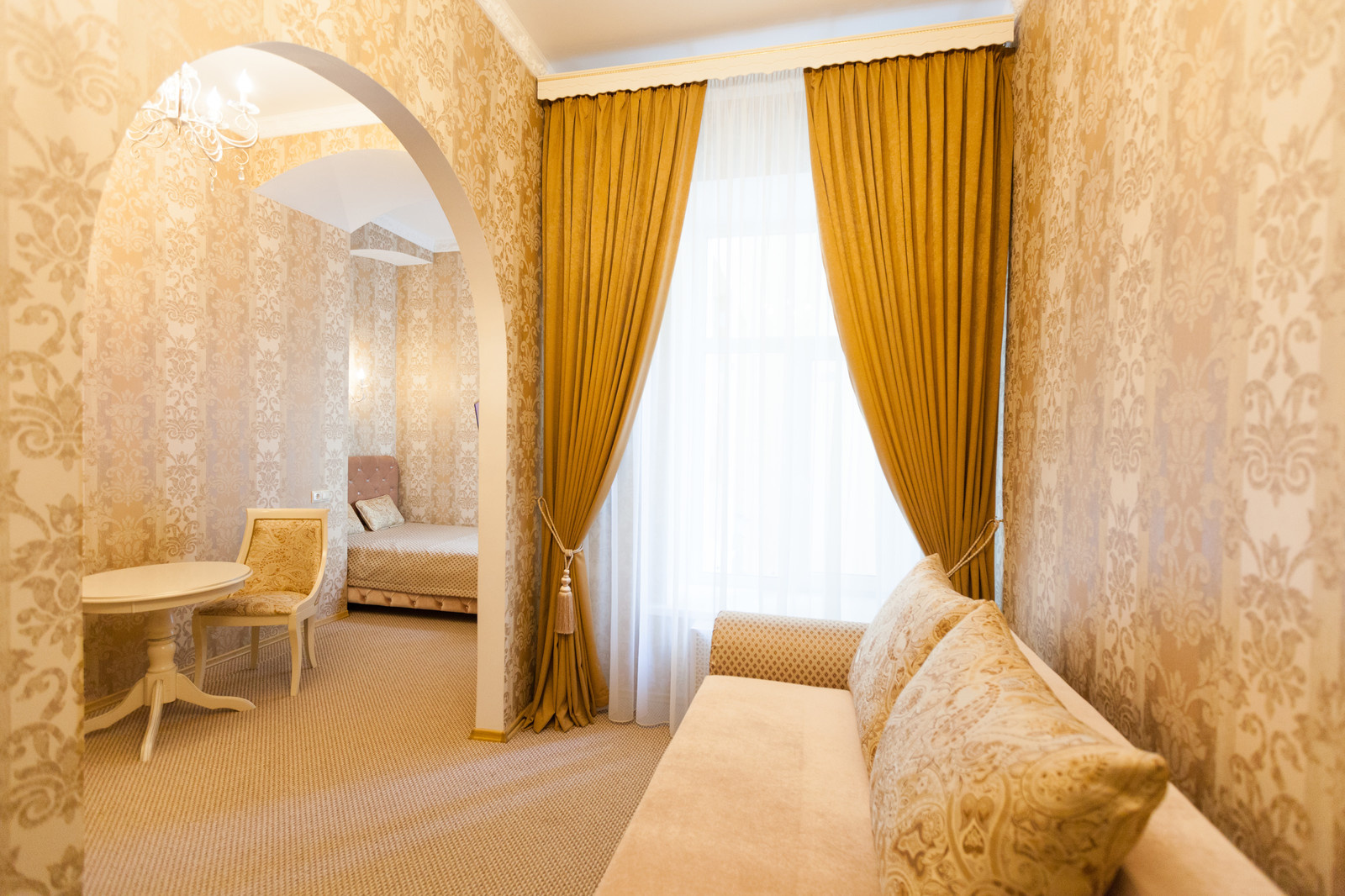 Отель "Версаль" в центре Петербурга