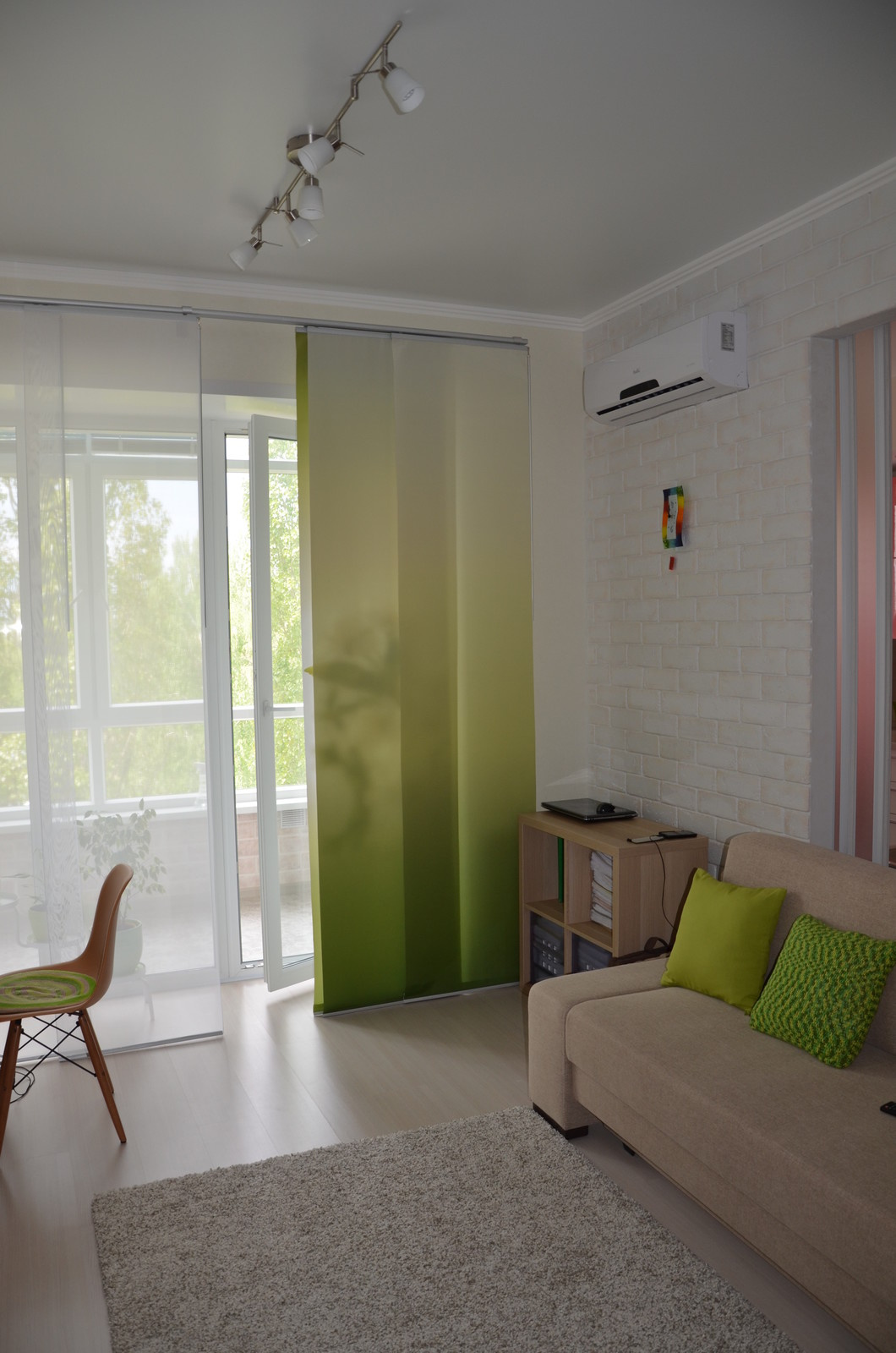 Гостиная на Набережной Леонова