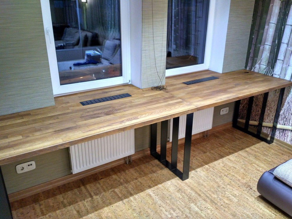 Рабочий стол-подоконник