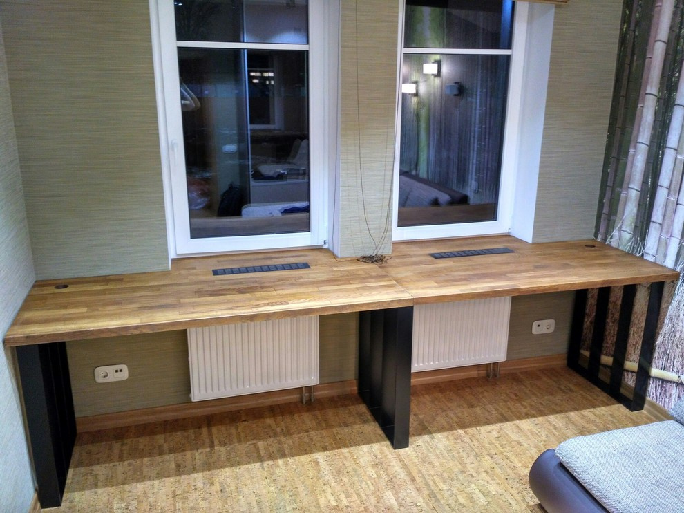 Рабочий стол-подоконник