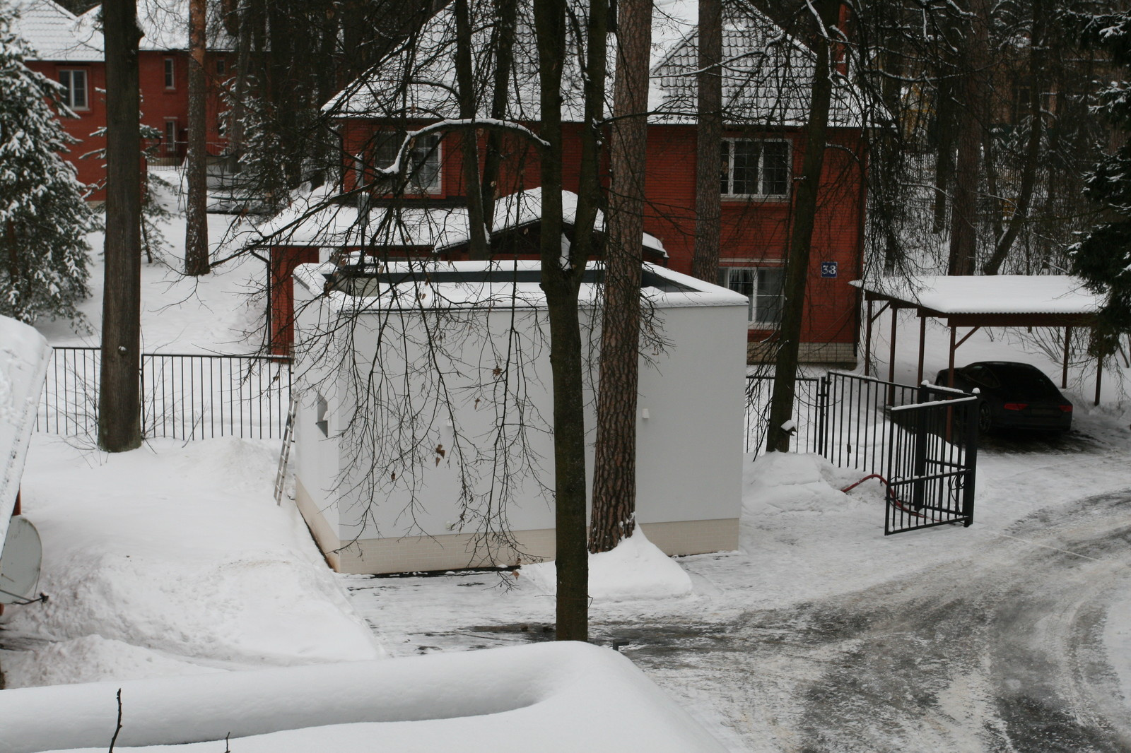 Домик охраны