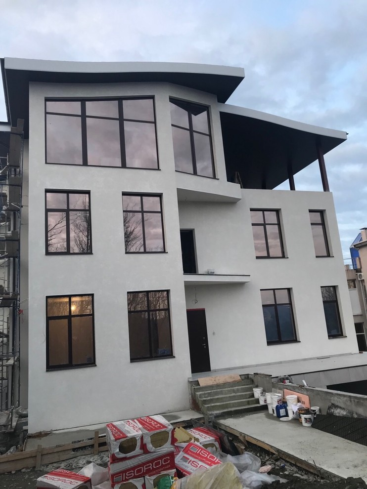 Ремонт коттеджа с бассейном в Сочи