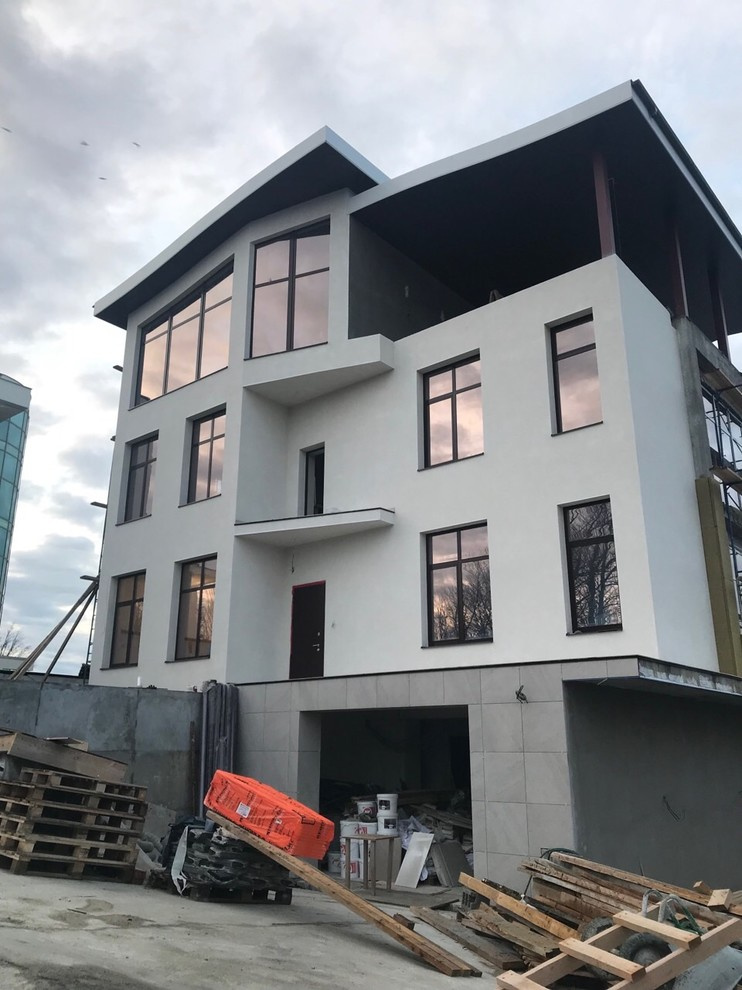 Ремонт коттеджа с бассейном в Сочи