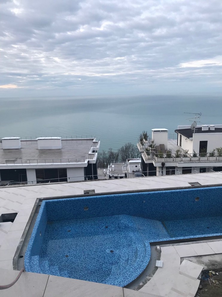 Ремонт коттеджа с бассейном в Сочи