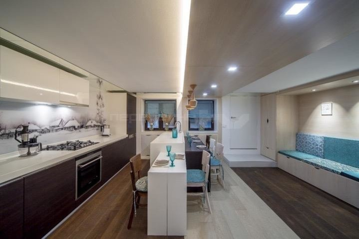 Silver Home