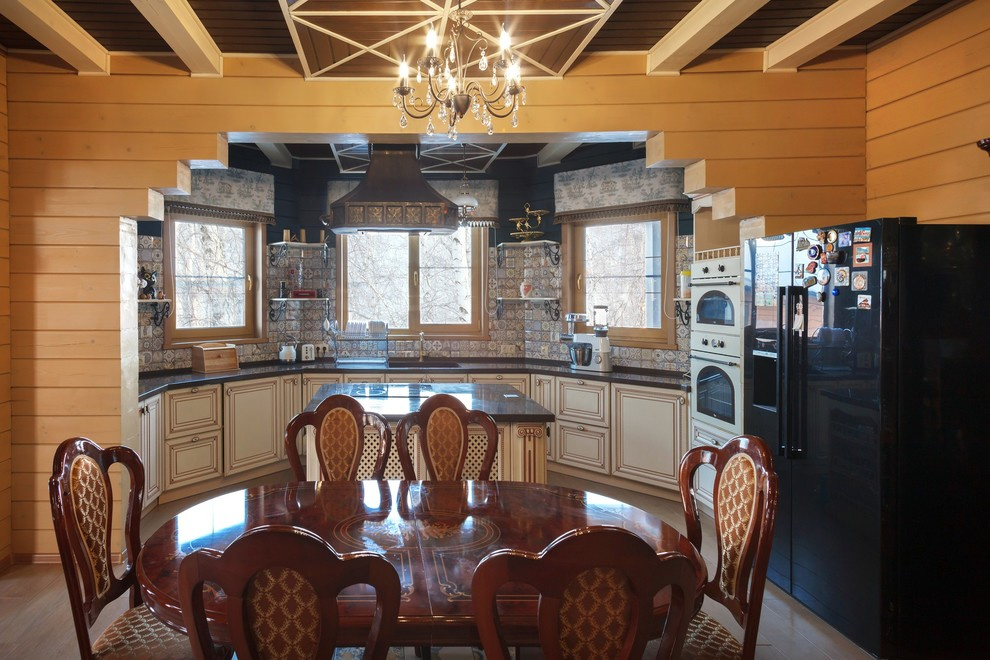 Дома и беседки из клееного бруса