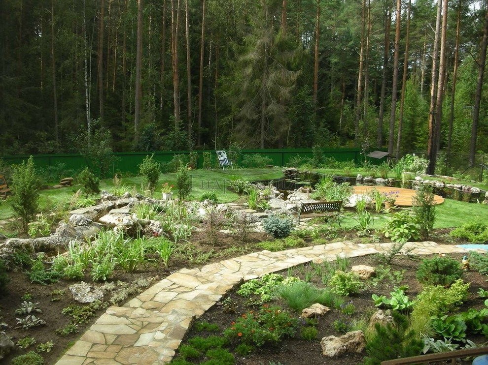 Декоративный водоём в п. Васкелово (ЛО)