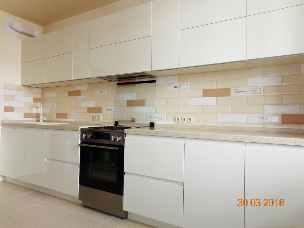 Кухня с фрезерованными ручками