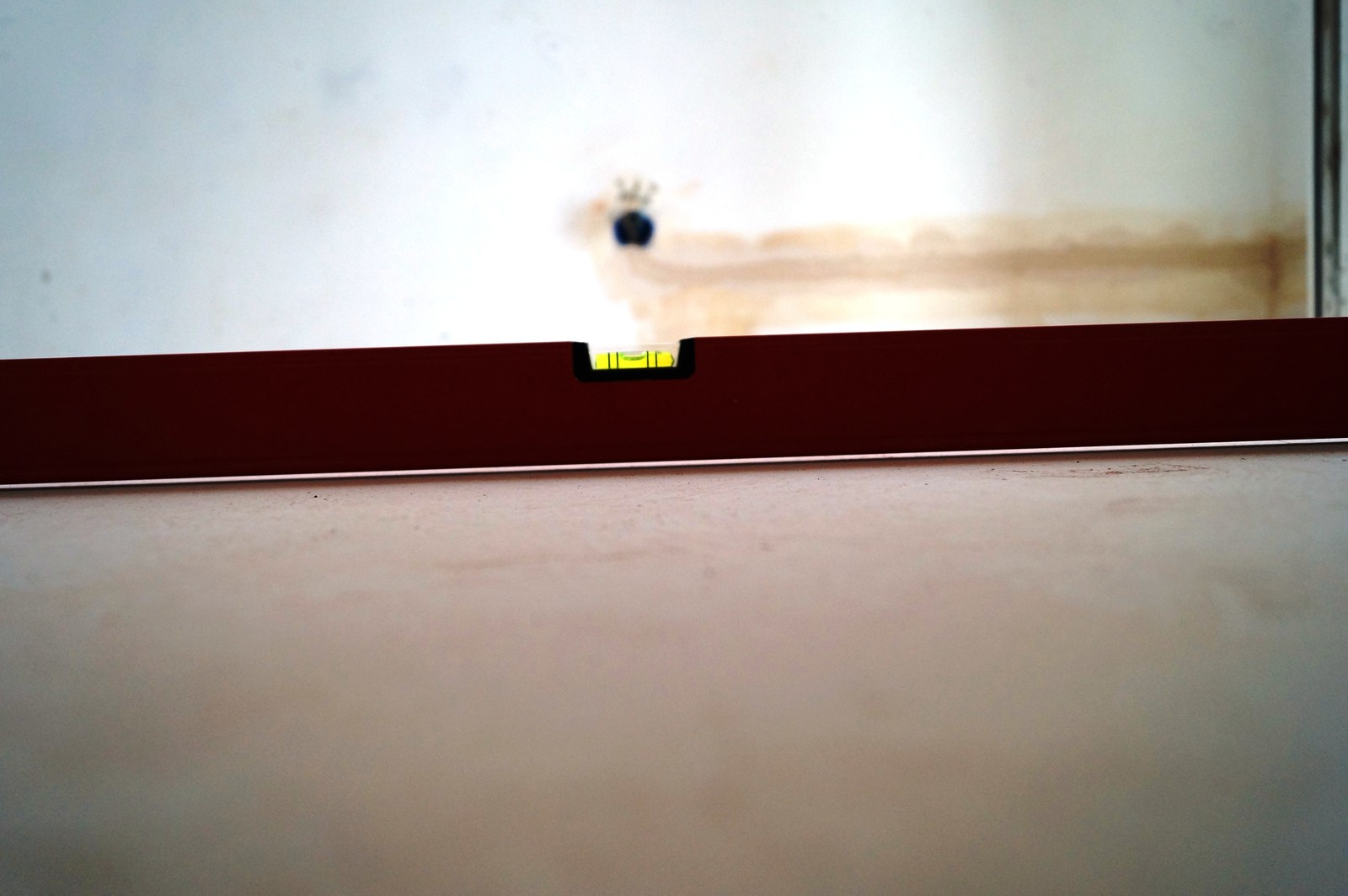 Контроль стяжки пола