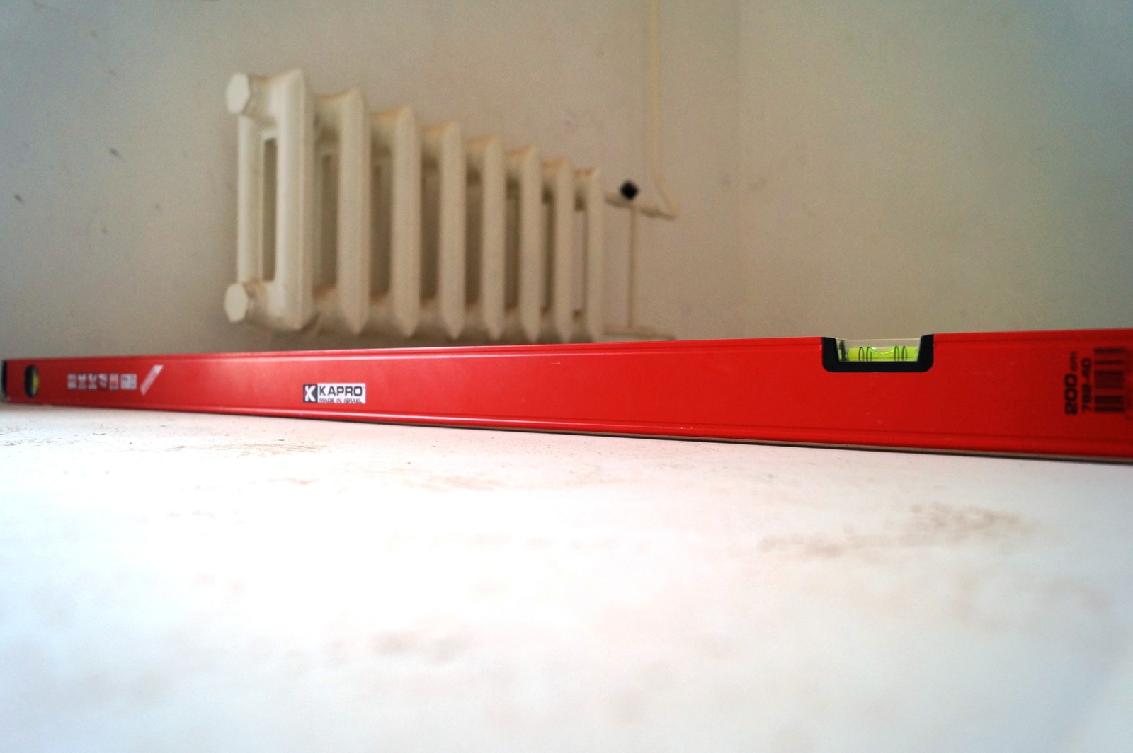 Контроль стяжки пола