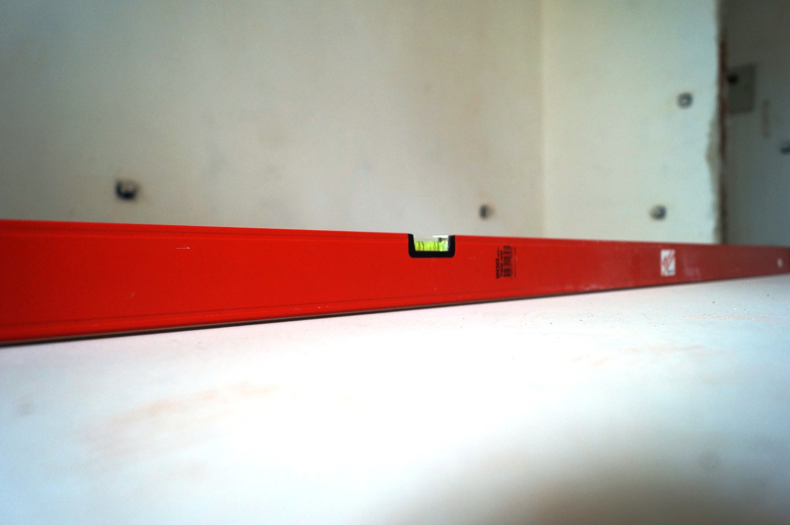 Контроль стяжки пола