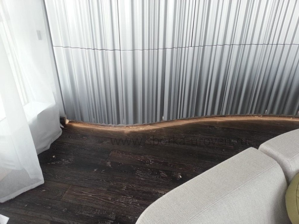 Монтаж композиции шкафов со стеновыми панелями