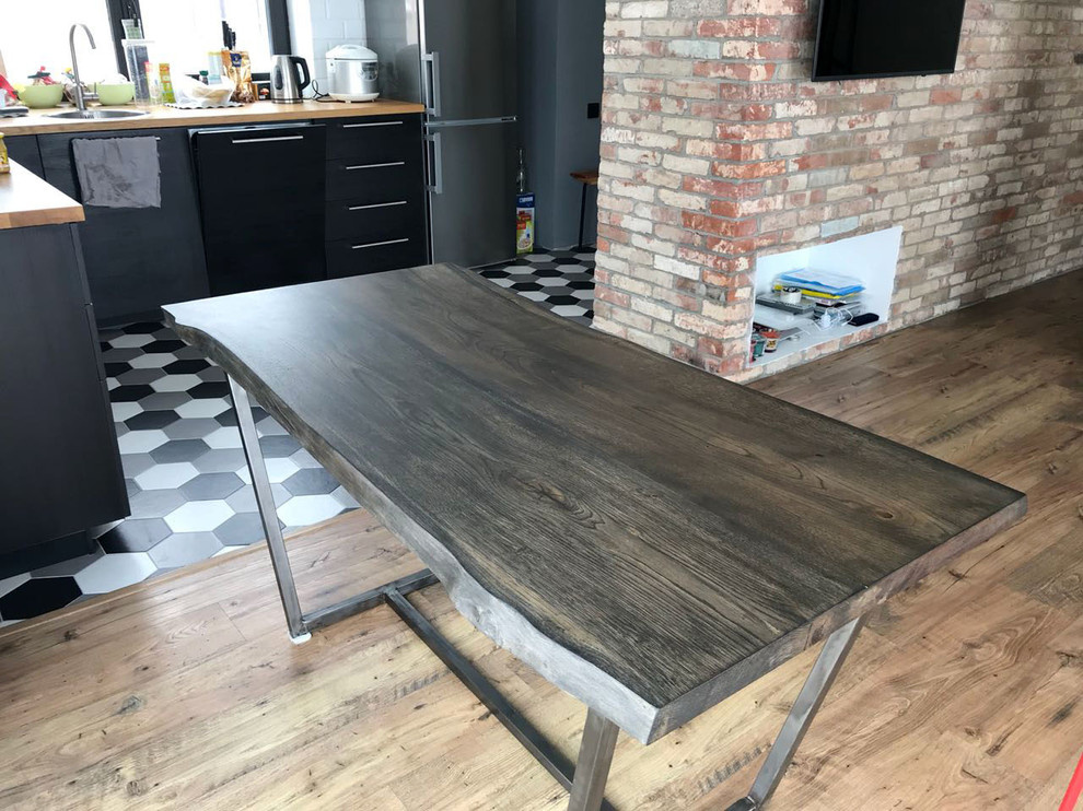Обеденный стол "Loft Oak" из слэба дуба