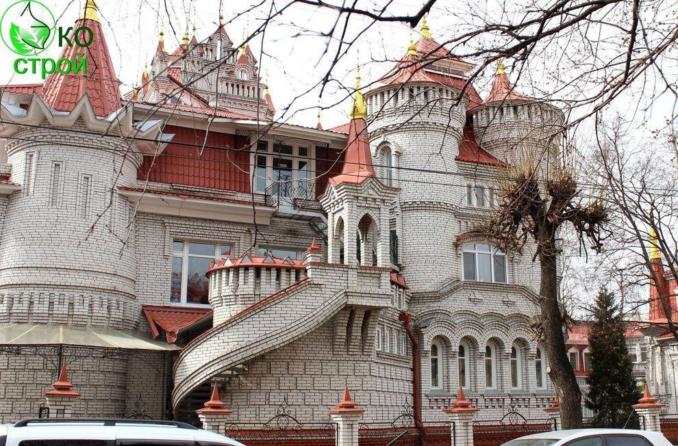 Обложка проекта: Арочные окна