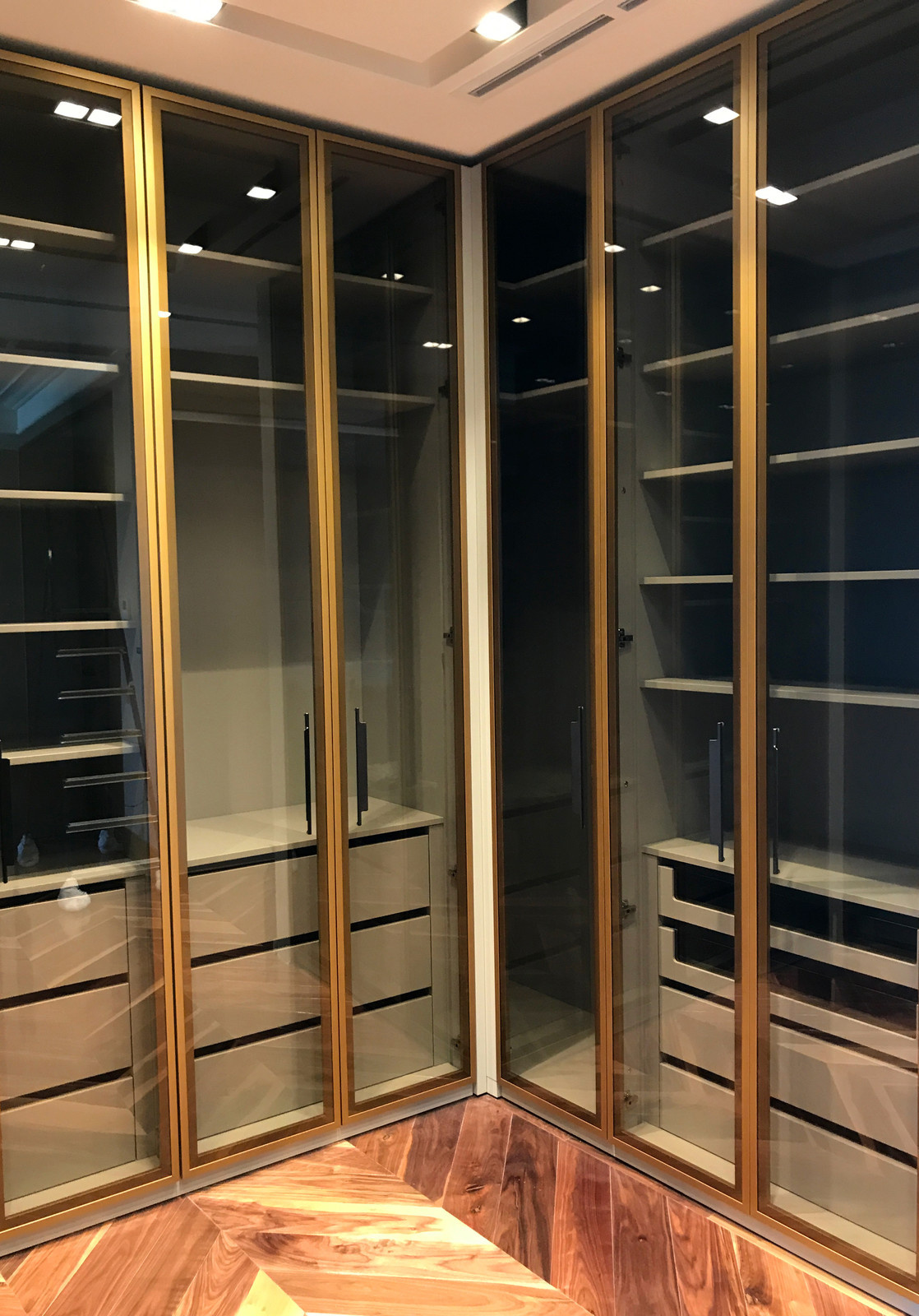 Современная гардеробная