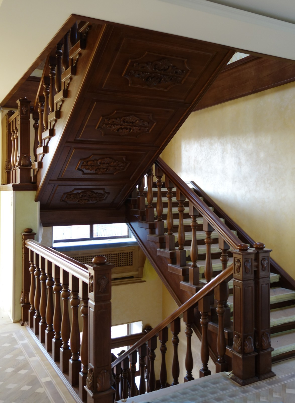 Лестницы интерьерные