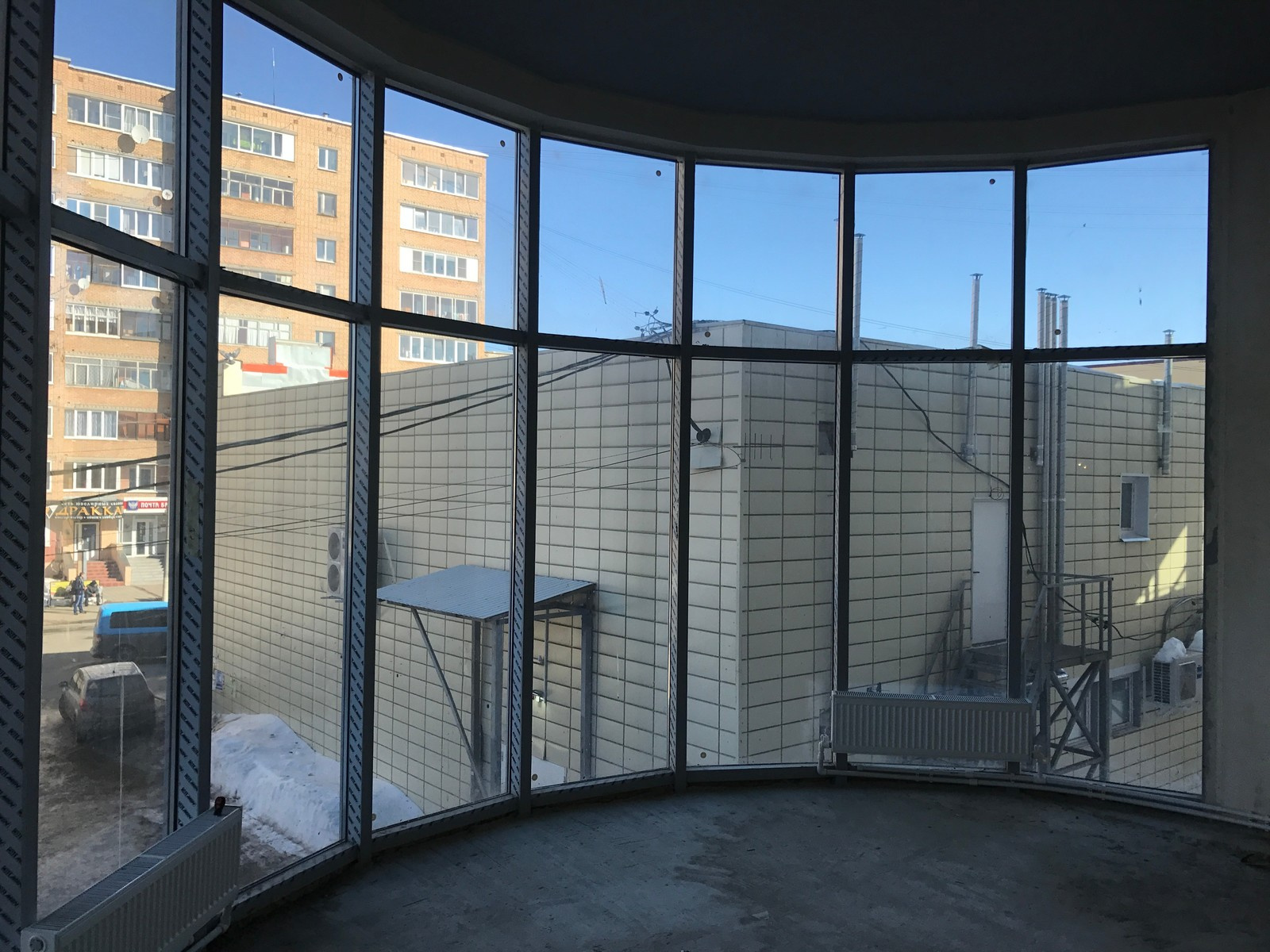 Остекление торгово-офисного центра