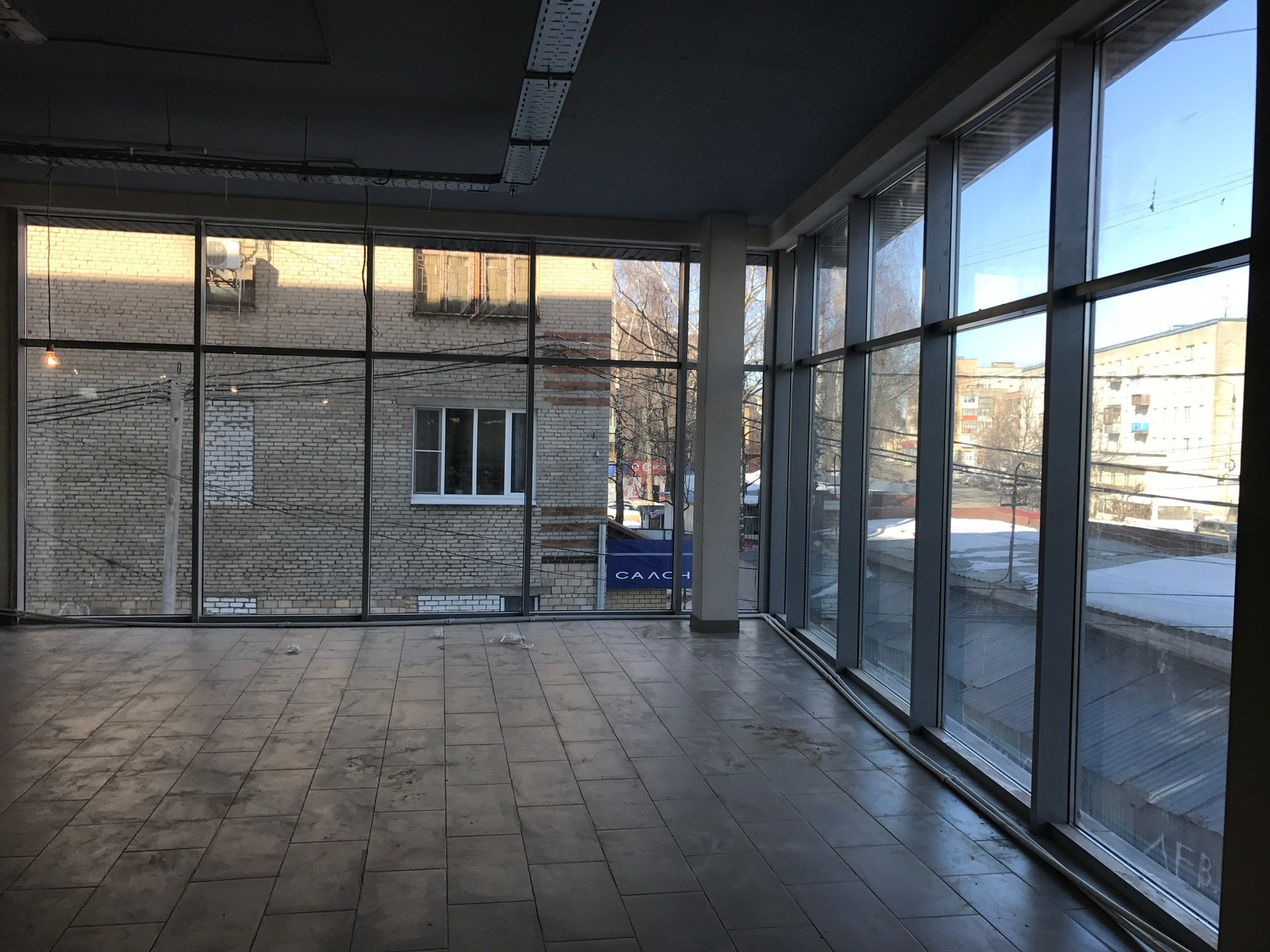 Остекление торгово-офисного центра