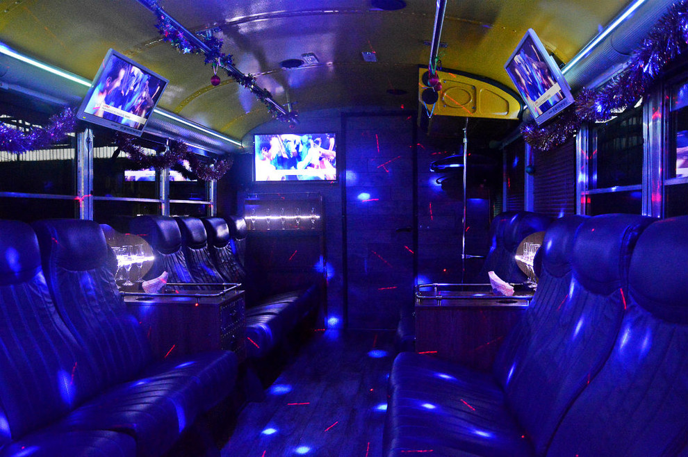 Party bus диско-клуб на колесах