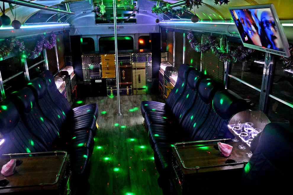 Party bus диско-клуб на колесах