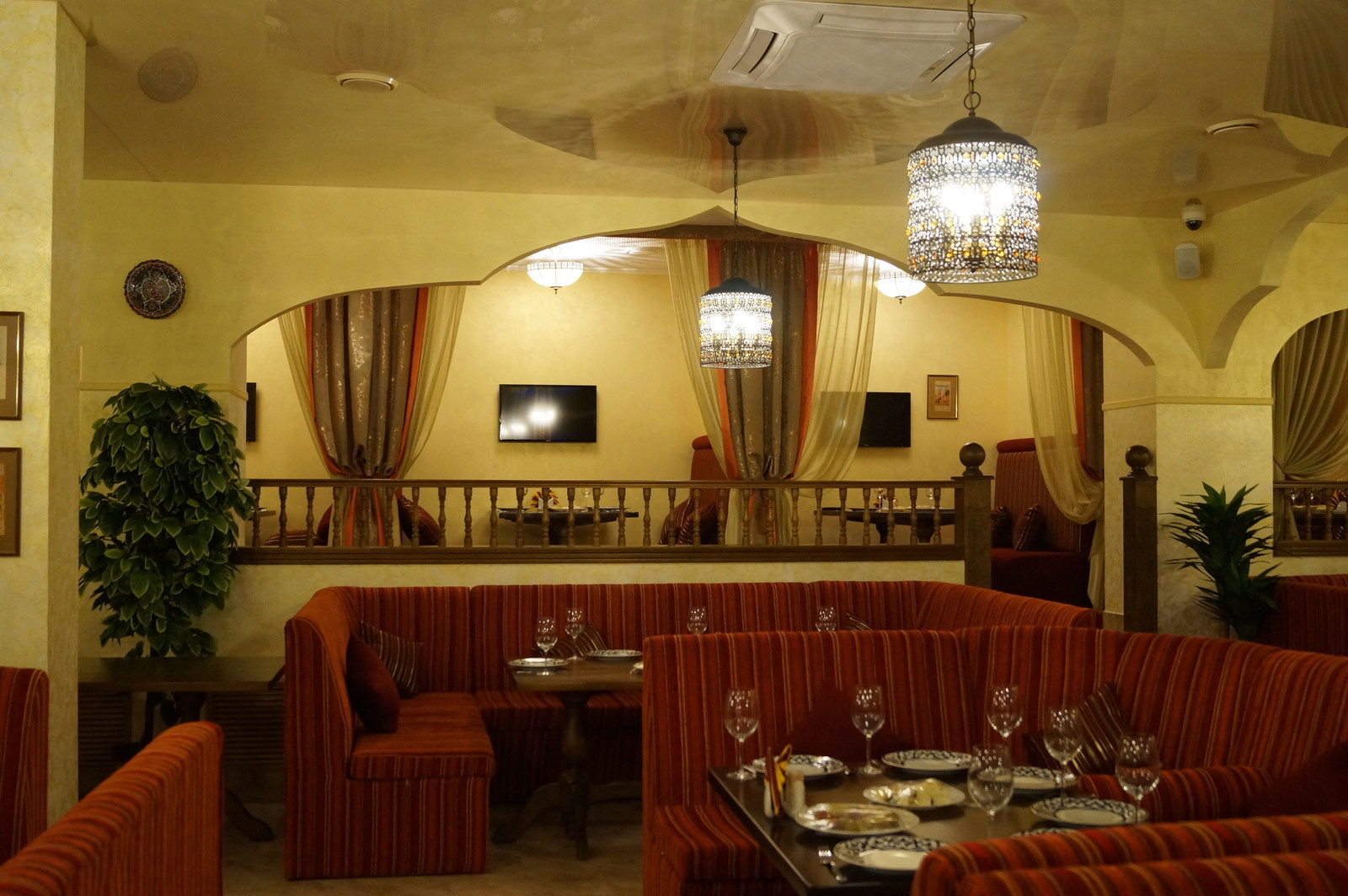 ресторан "Кизил"