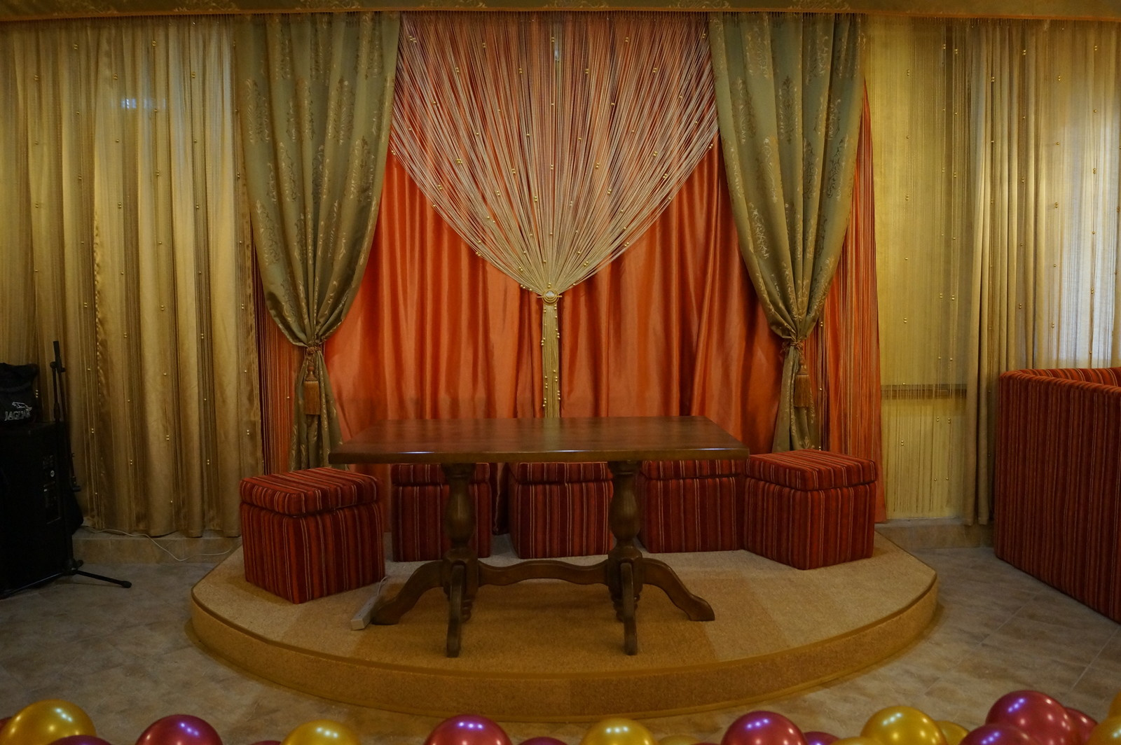 ресторан "Кизил"